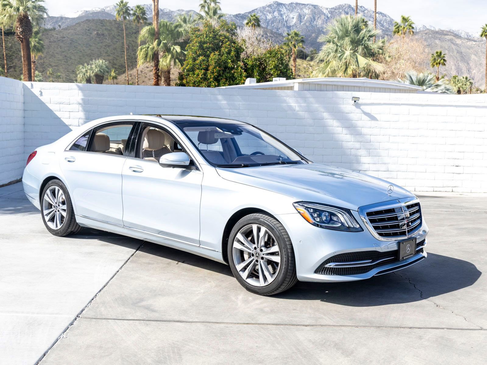 Used 2020 Mercedes-Benz S 560 Sedan video 2