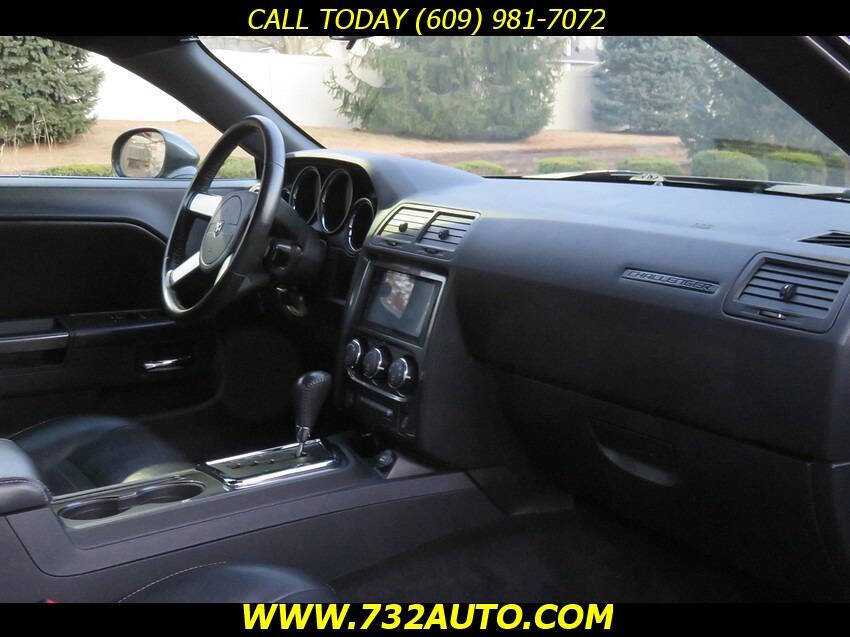 Used 2009 Dodge Challenger R/T image 6