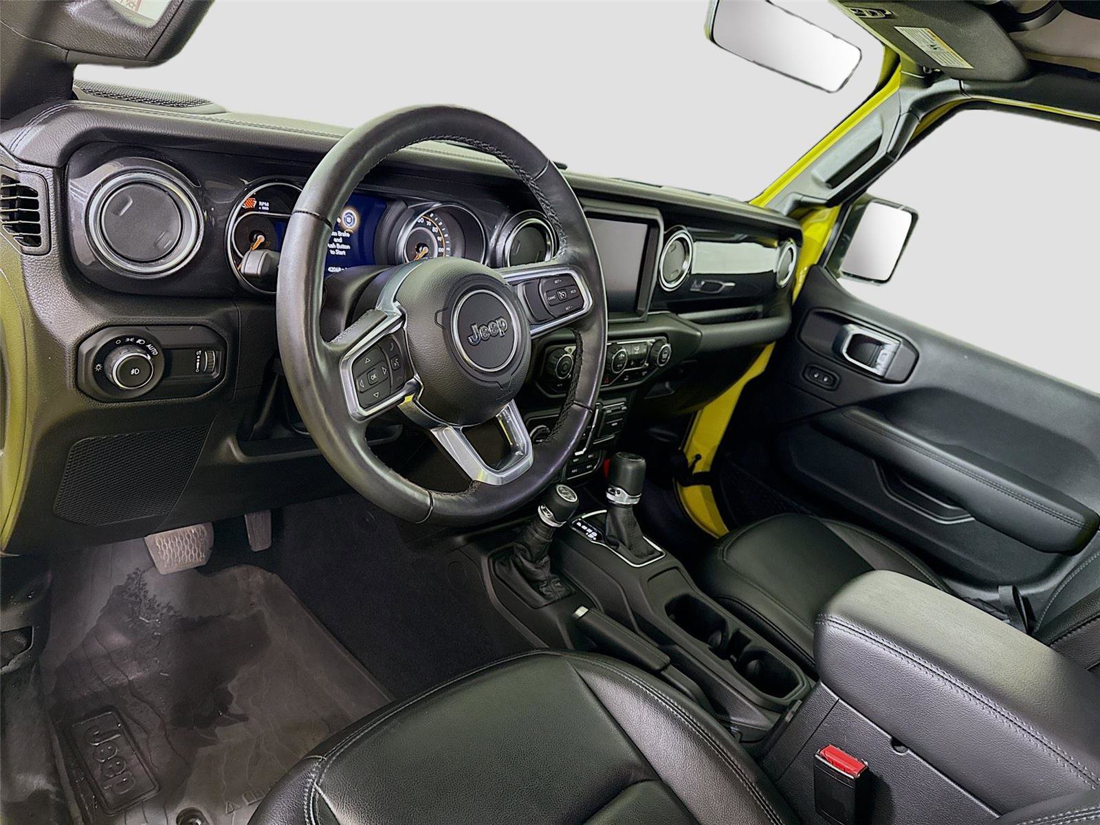 Used 2023 Jeep Wrangler Unlimited Sahara image 3