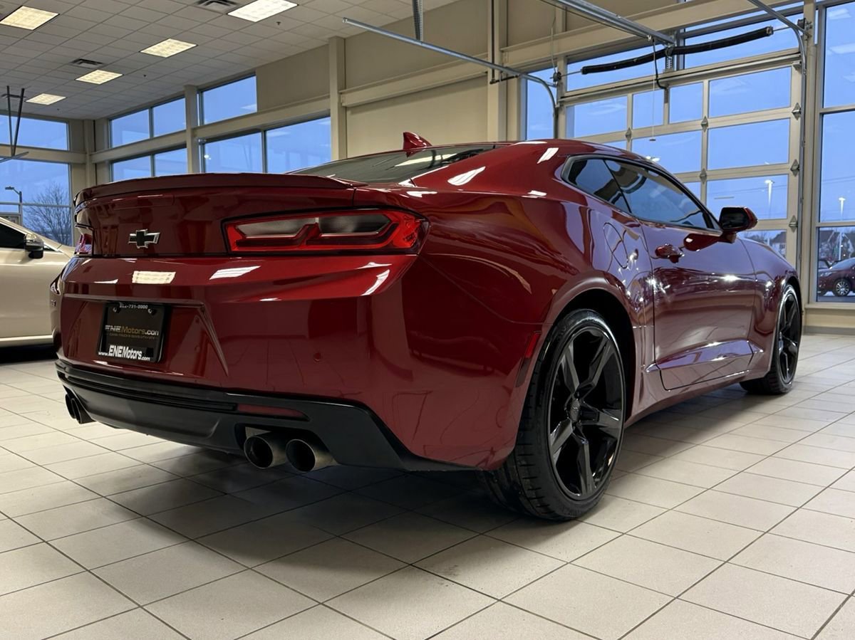 Used 2016 Chevrolet Camaro LT RWD image 12