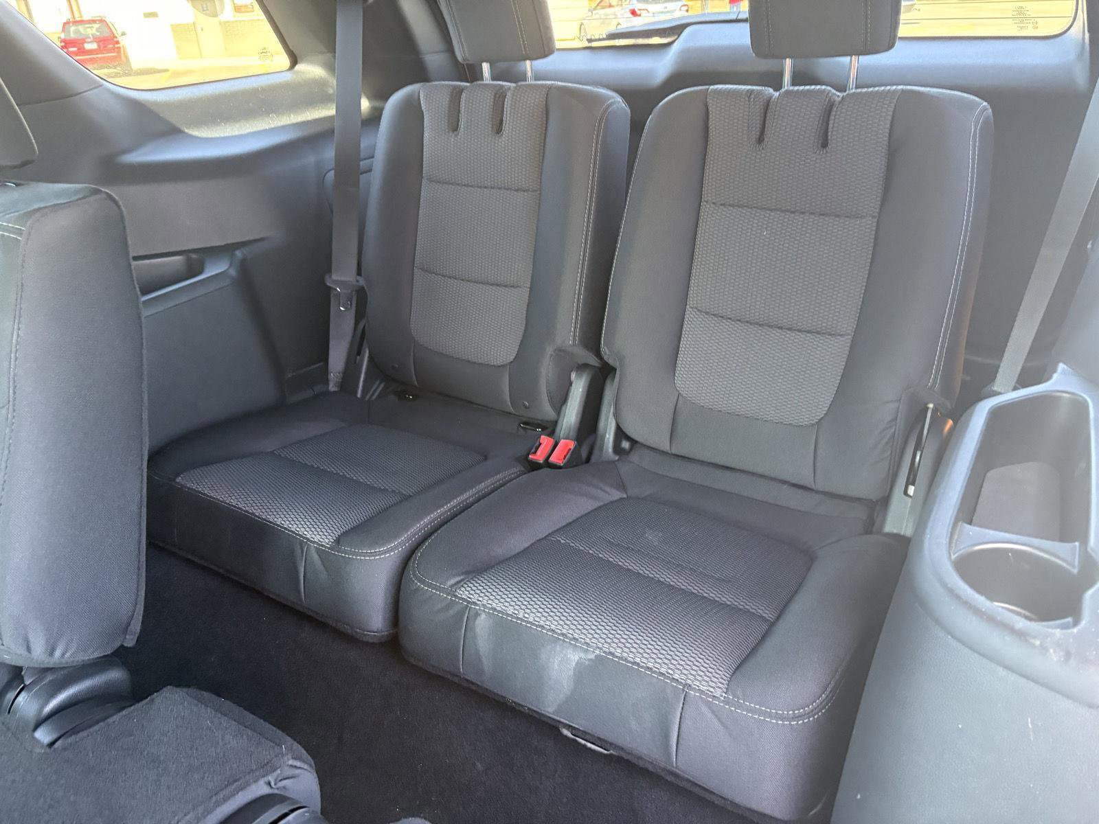 Used 2018 Ford Explorer XLT w/ Equipment Group 201A image 16