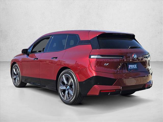 Used 2023 BMW iX xDrive50 w/ Sport Package AWD/4WD image 9