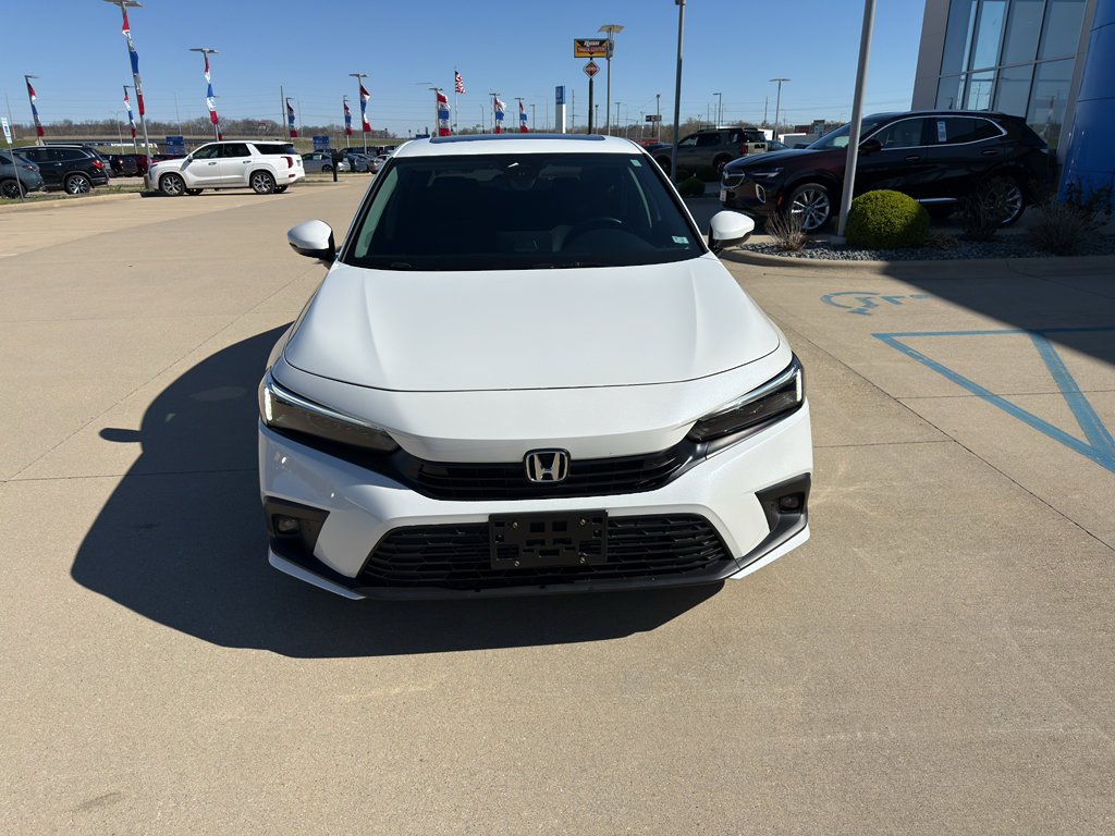 Used 2023 Honda Civic Touring image 2