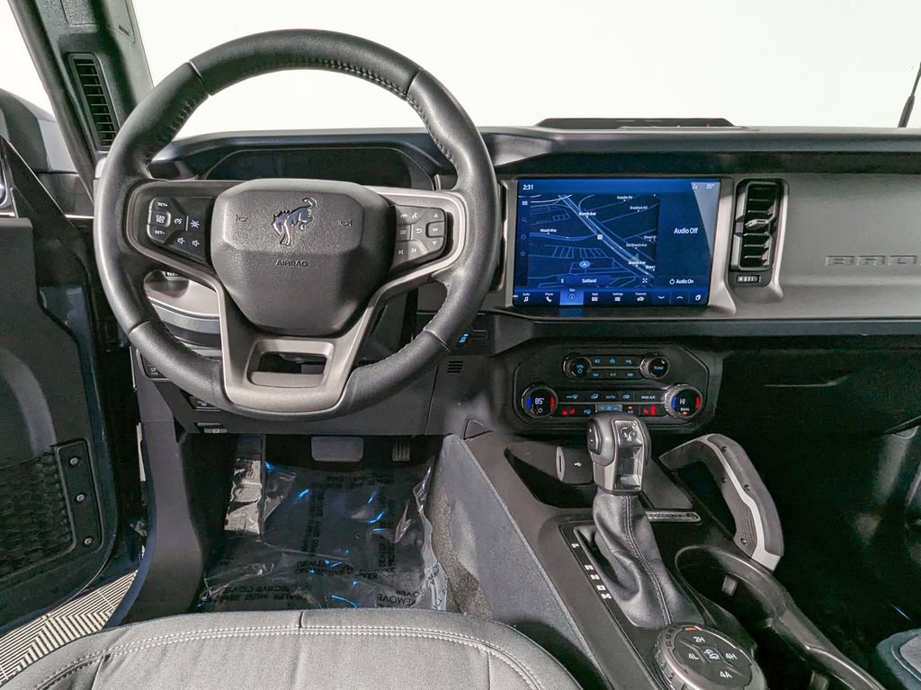 Used 2023 Ford Bronco Outer Banks image 19