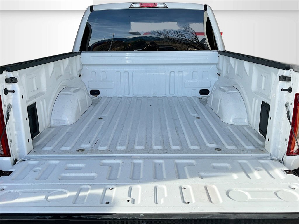 Used 2025 Ford F150 Lariat w/ FX4 Off-Road Package image 28