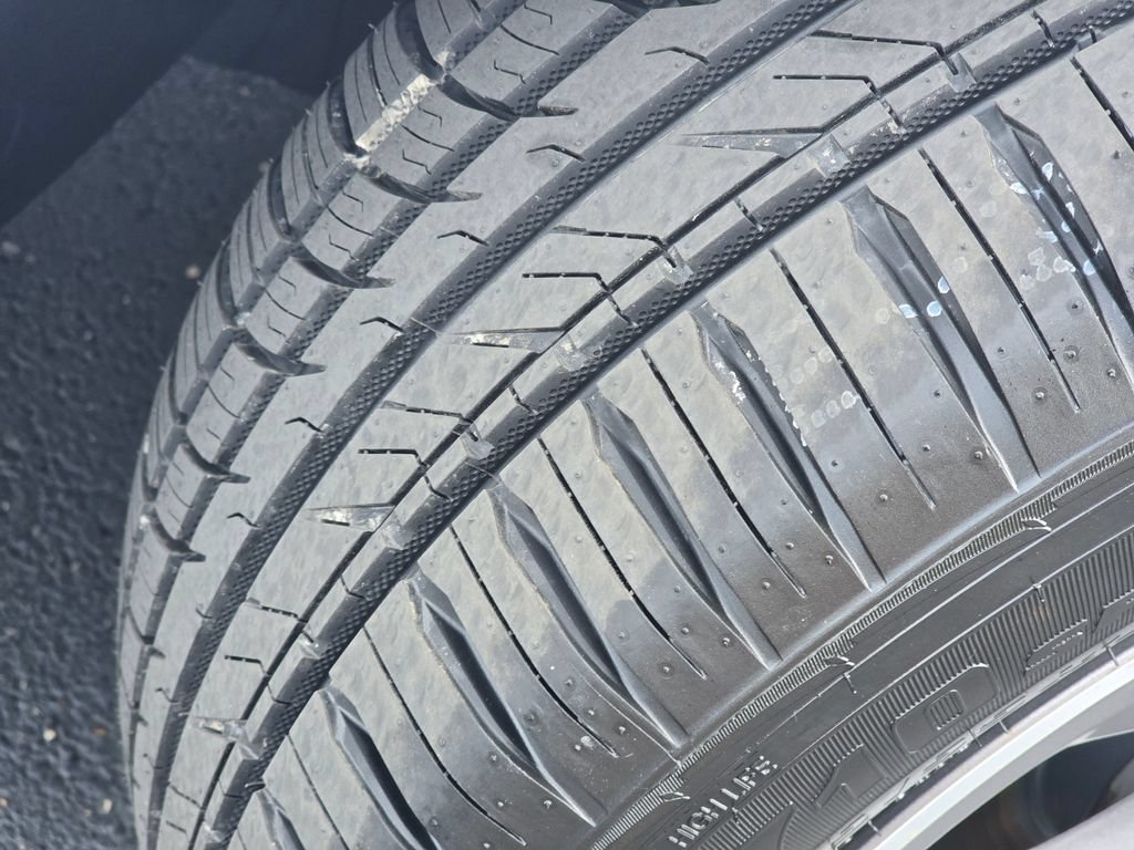 Used 2019 Honda Insight EX image 11
