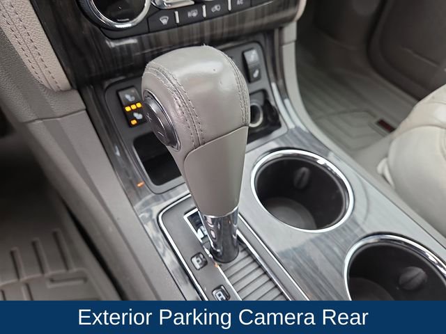 Used 2014 Chevrolet Traverse LT image 10