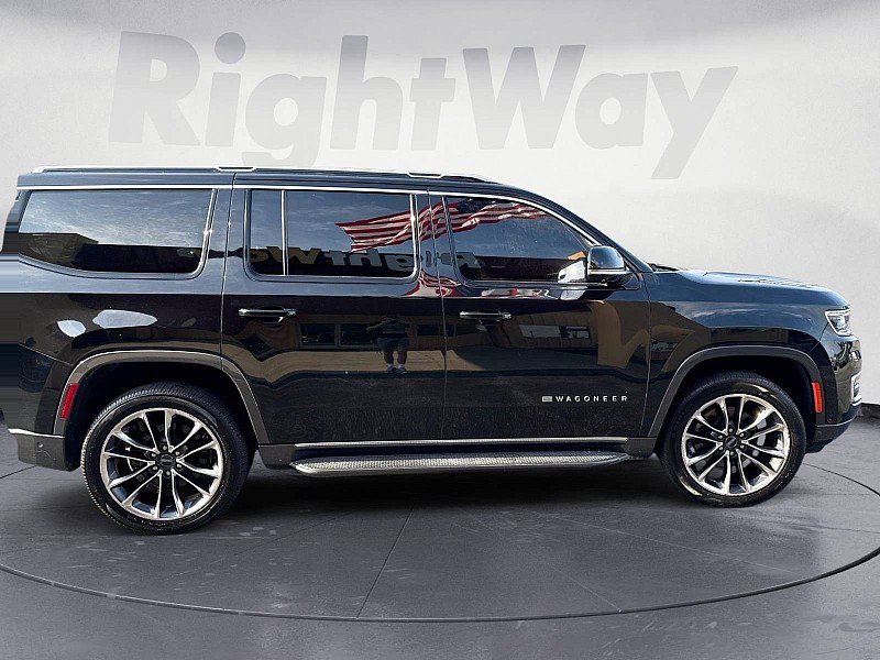 Used 2022 Jeep Wagoneer Series II w/ Convenience Group I AWD/4WD image 6