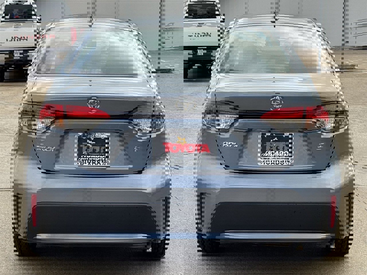 Used 2022 Toyota Corolla LE image 5