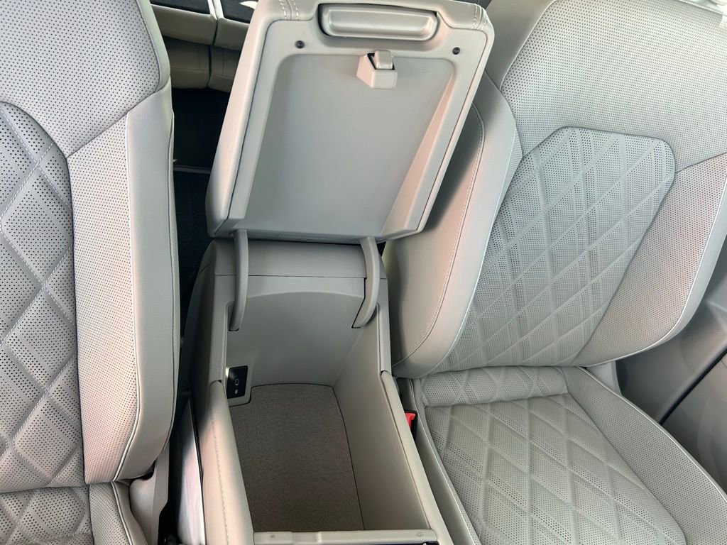 New 2026 Volkswagen Atlas SEL Premium R-Line image 42