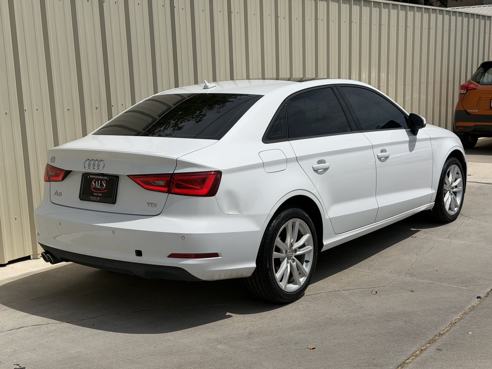 Used 2015 Audi A3 TDI Premium w/ Driver Assistance Package FWD image 5
