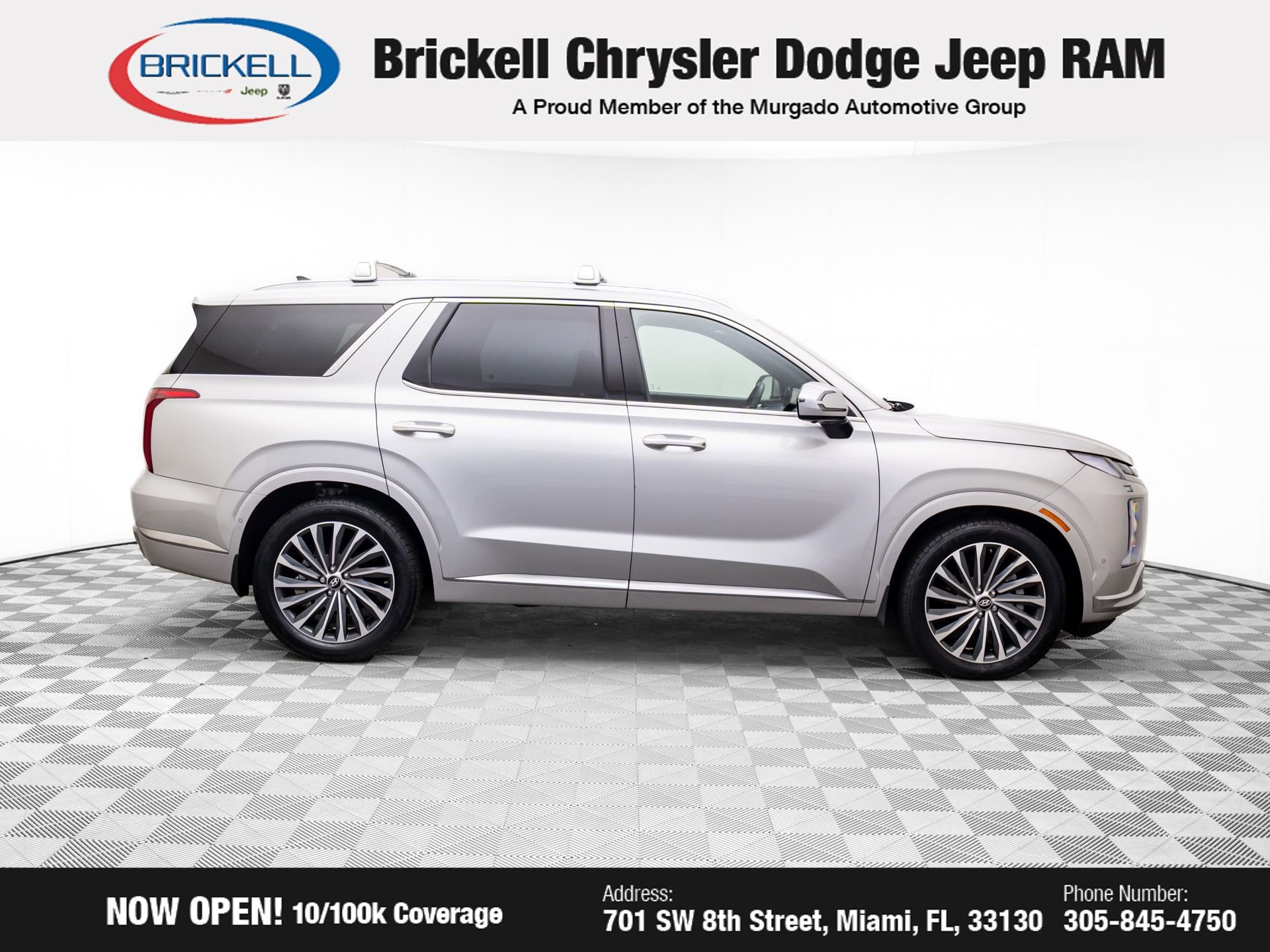 Used 2023 Hyundai Palisade Calligraphy image 6