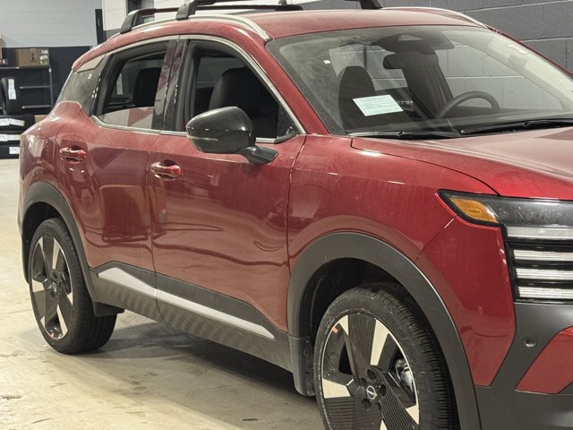 New 2026 Nissan Kicks SR w/ Cold Weather Package AWD/4WD image 4