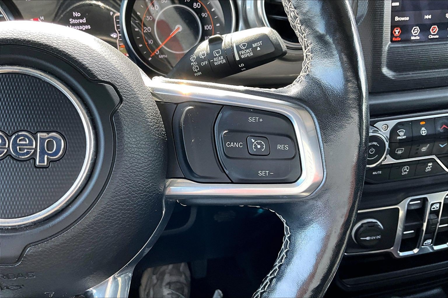 Used 2021 Jeep Wrangler Unlimited Sahara w/ Cold Weather Group AWD/4WD image 23