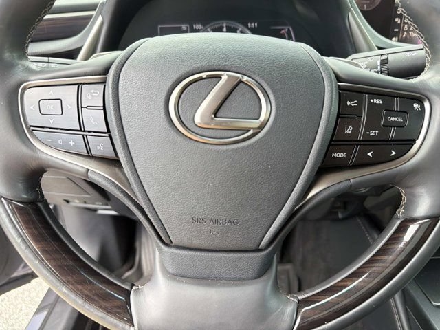 Used 2019 Lexus ES 350 w/ Premium Package FWD image 25