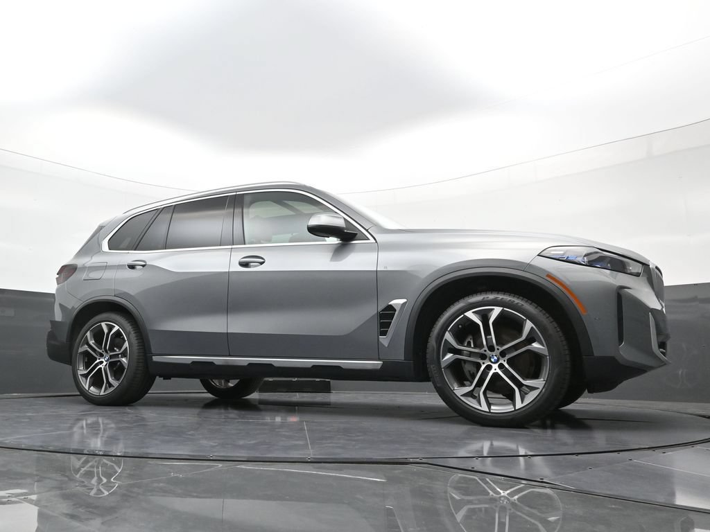 New 2026 BMW X5 xDrive40i AWD/4WD image 22