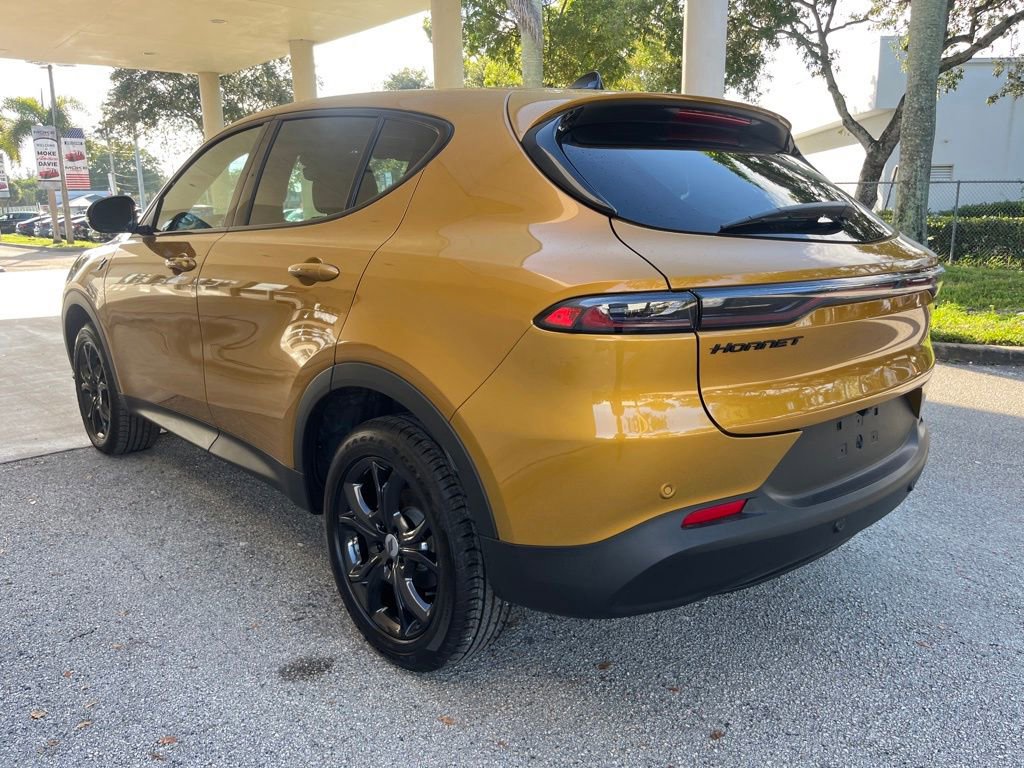 New 2024 Dodge Hornet GT w/ GT Blacktop Package AWD/4WD image 4