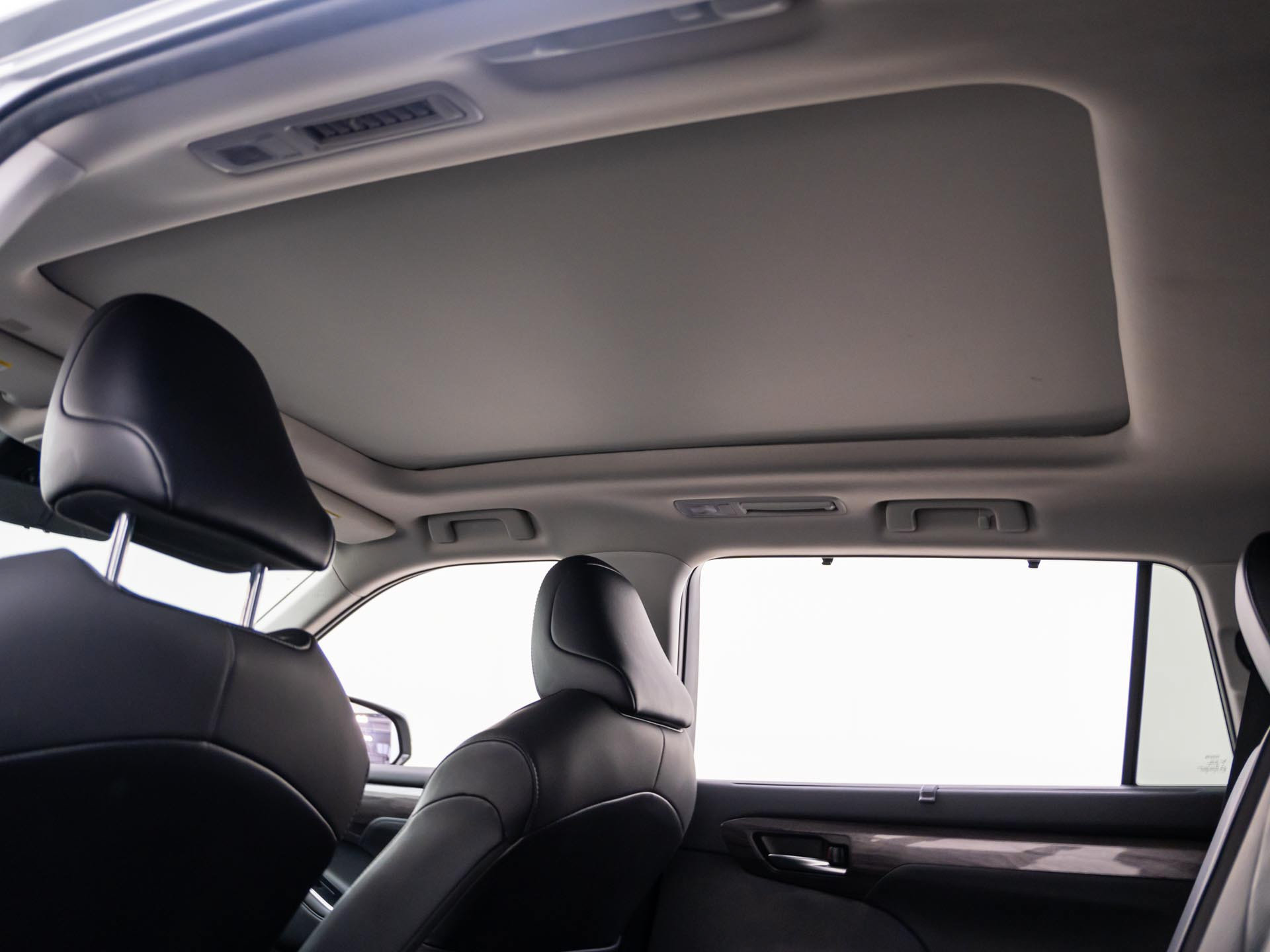 Used 2021 Toyota Highlander Platinum AWD/4WD image 18