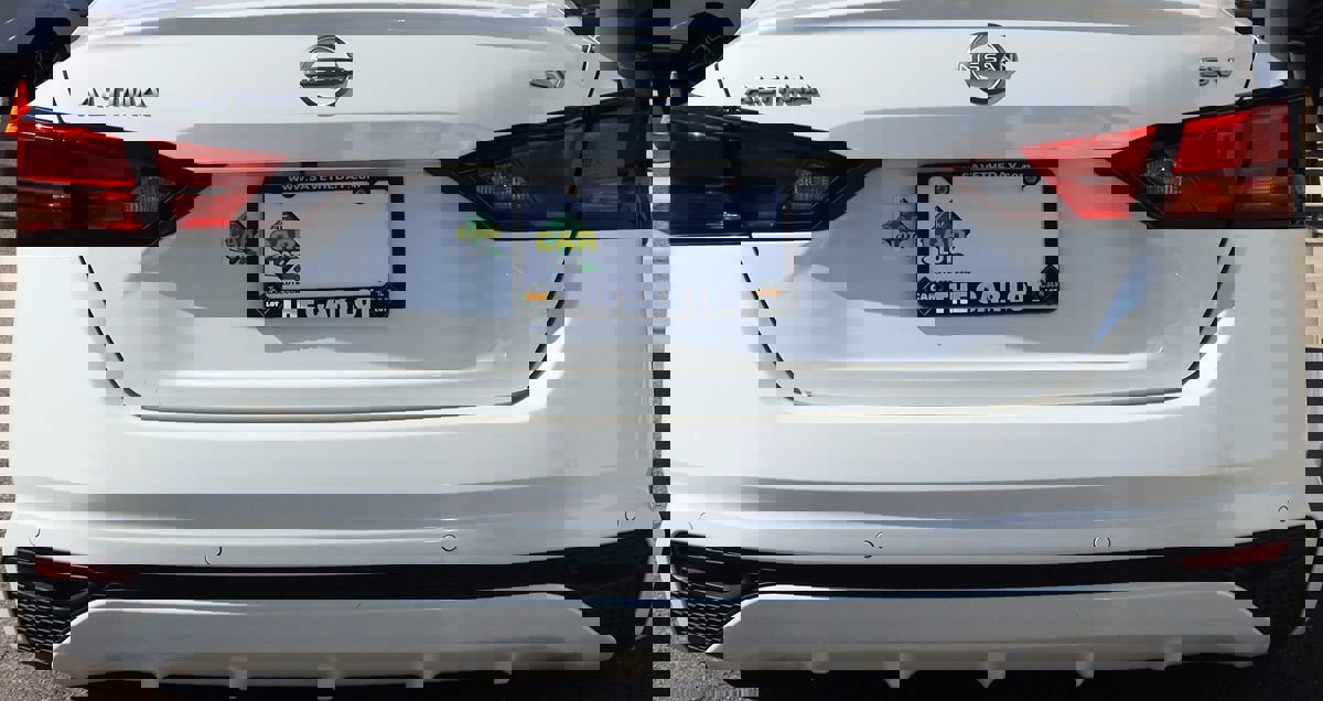 Used 2024 Nissan Altima 2.5 SV image 21