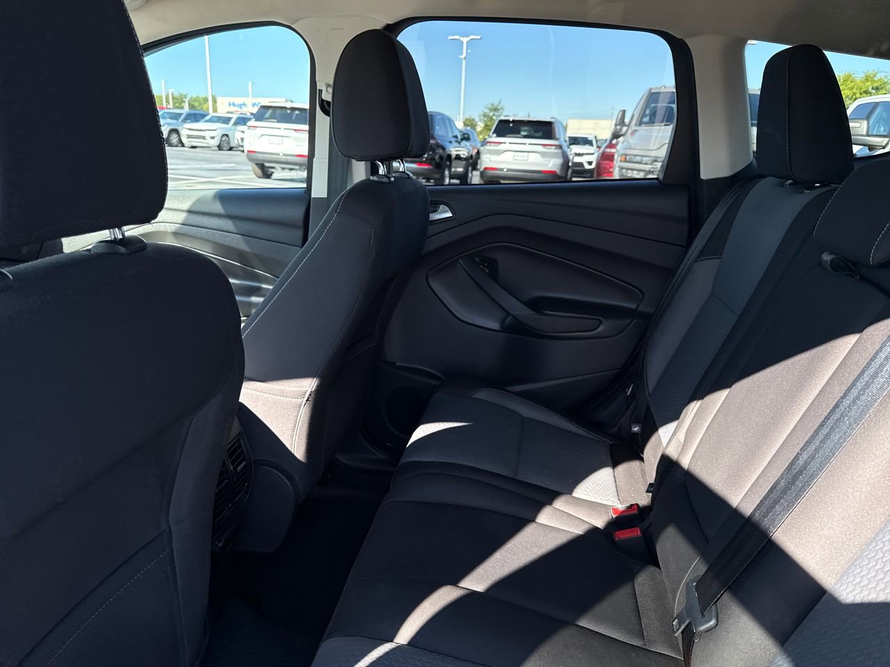 Used 2017 Ford Escape SE image 13