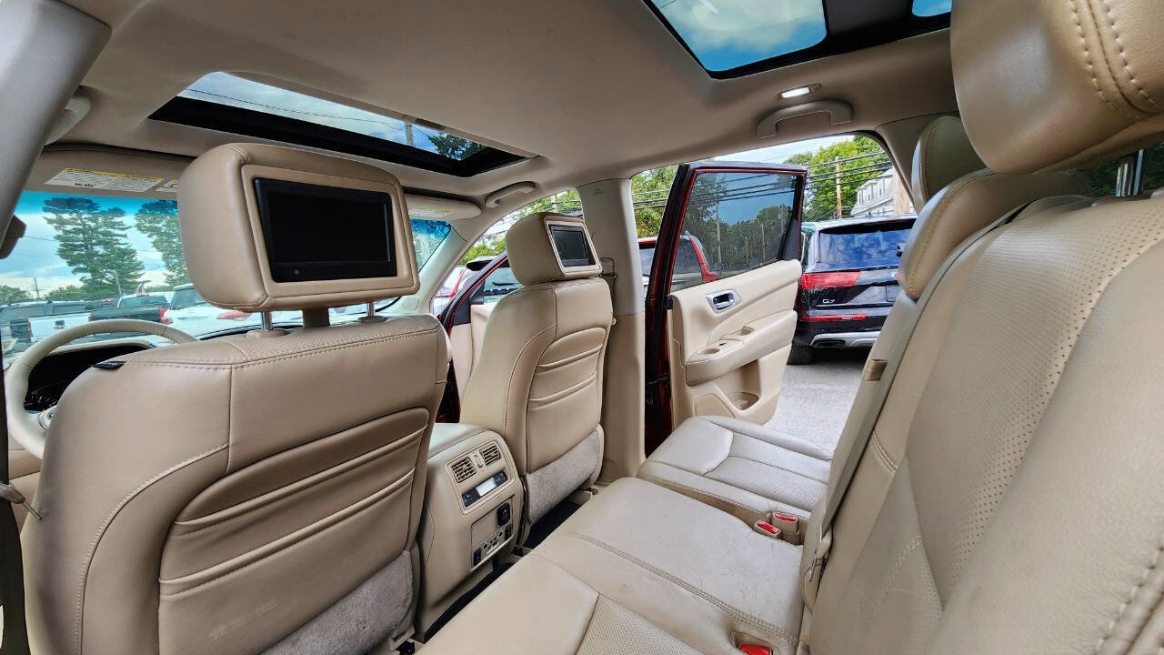 Used 2013 Nissan Pathfinder Platinum w/ Platinum Premium Pkg image 31