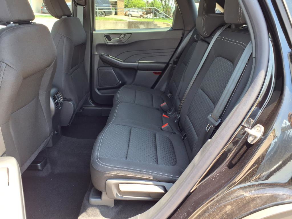 New 2025 Ford Escape Active FWD image 8