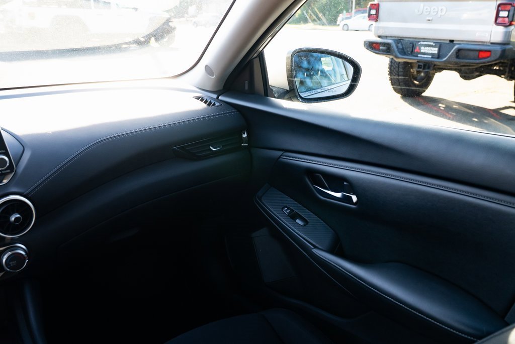 Used 2023 Nissan Sentra SV image 10