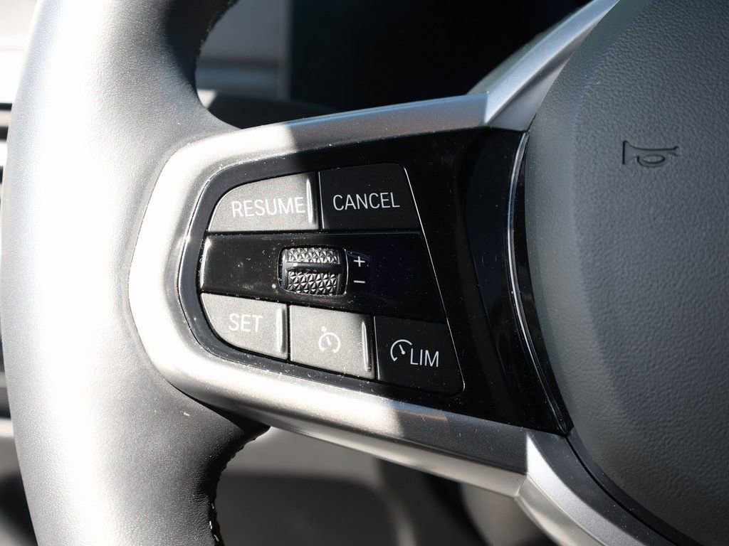 Used 2025 BMW i4 eDrive40 w/ M Sport Package image 36