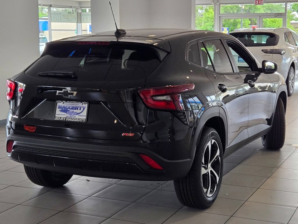 New 2026 Chevrolet Trax RS w/ Driver Confidence Package FWD image 10
