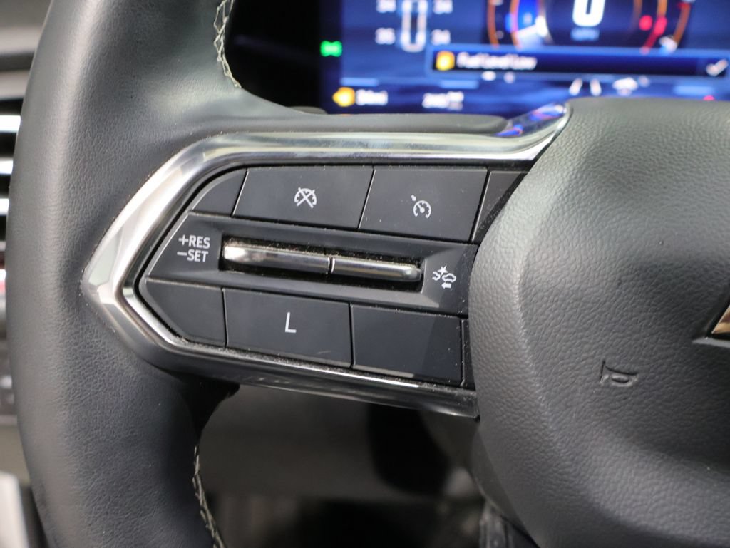 Used 2024 Chevrolet Traverse Z71 AWD/4WD image 36