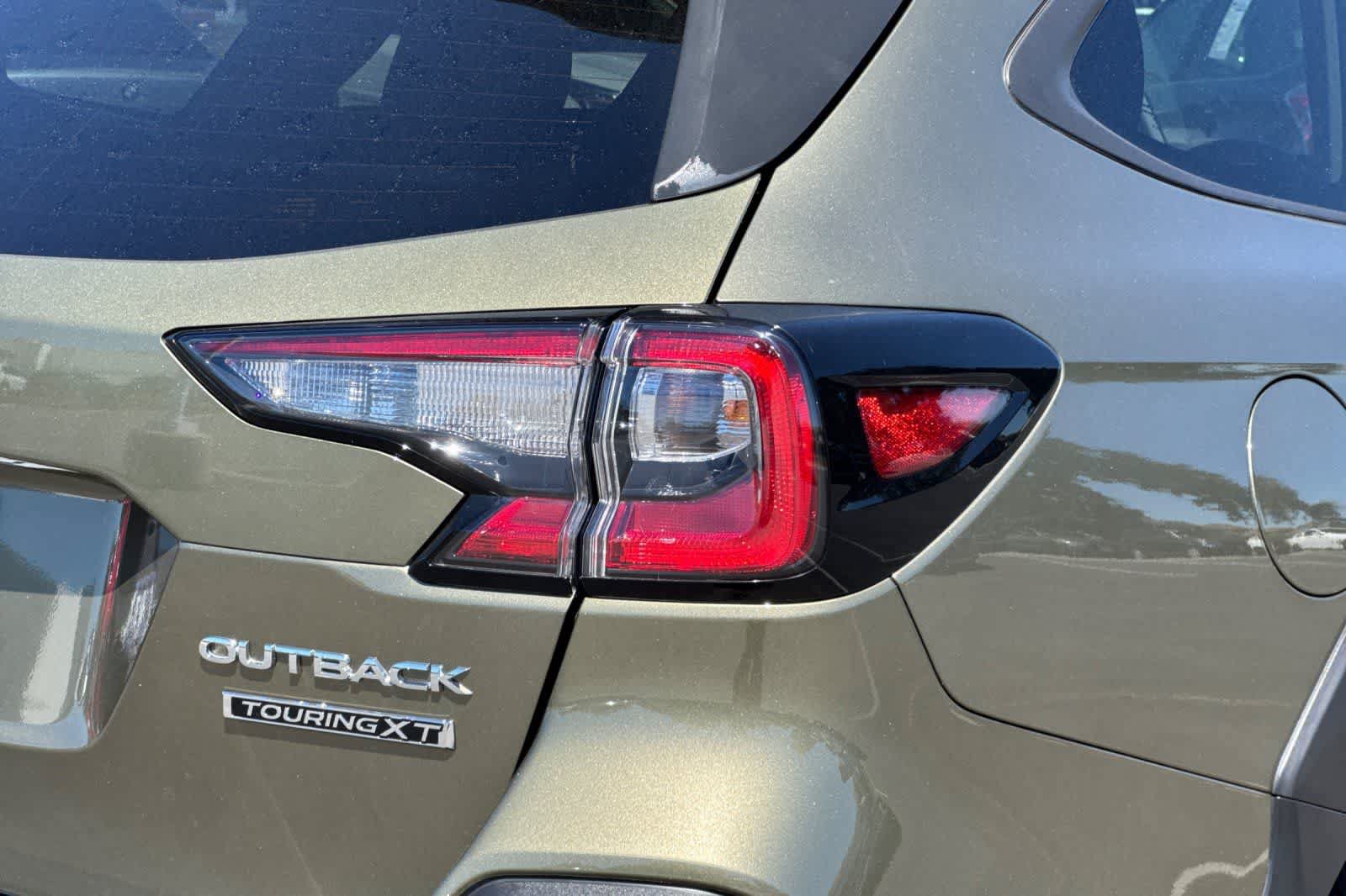 Certified 2024 Subaru Outback Touring XT AWD/4WD image 31