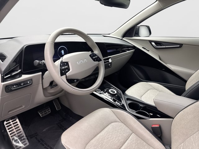 Used 2023 Kia Niro Wave w/ Wave Preserve Package FWD image 10