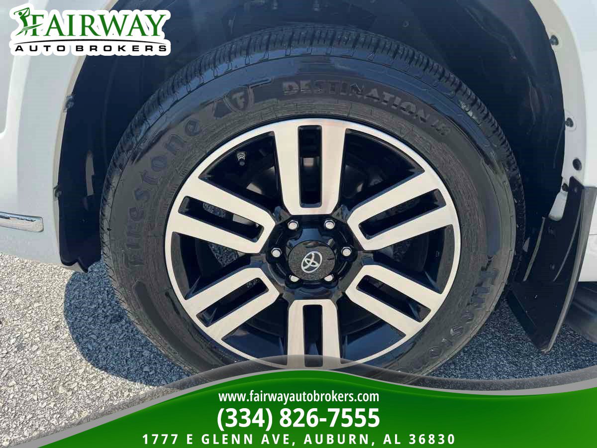 Used 2019 Toyota 4Runner Limited AWD/4WD image 32