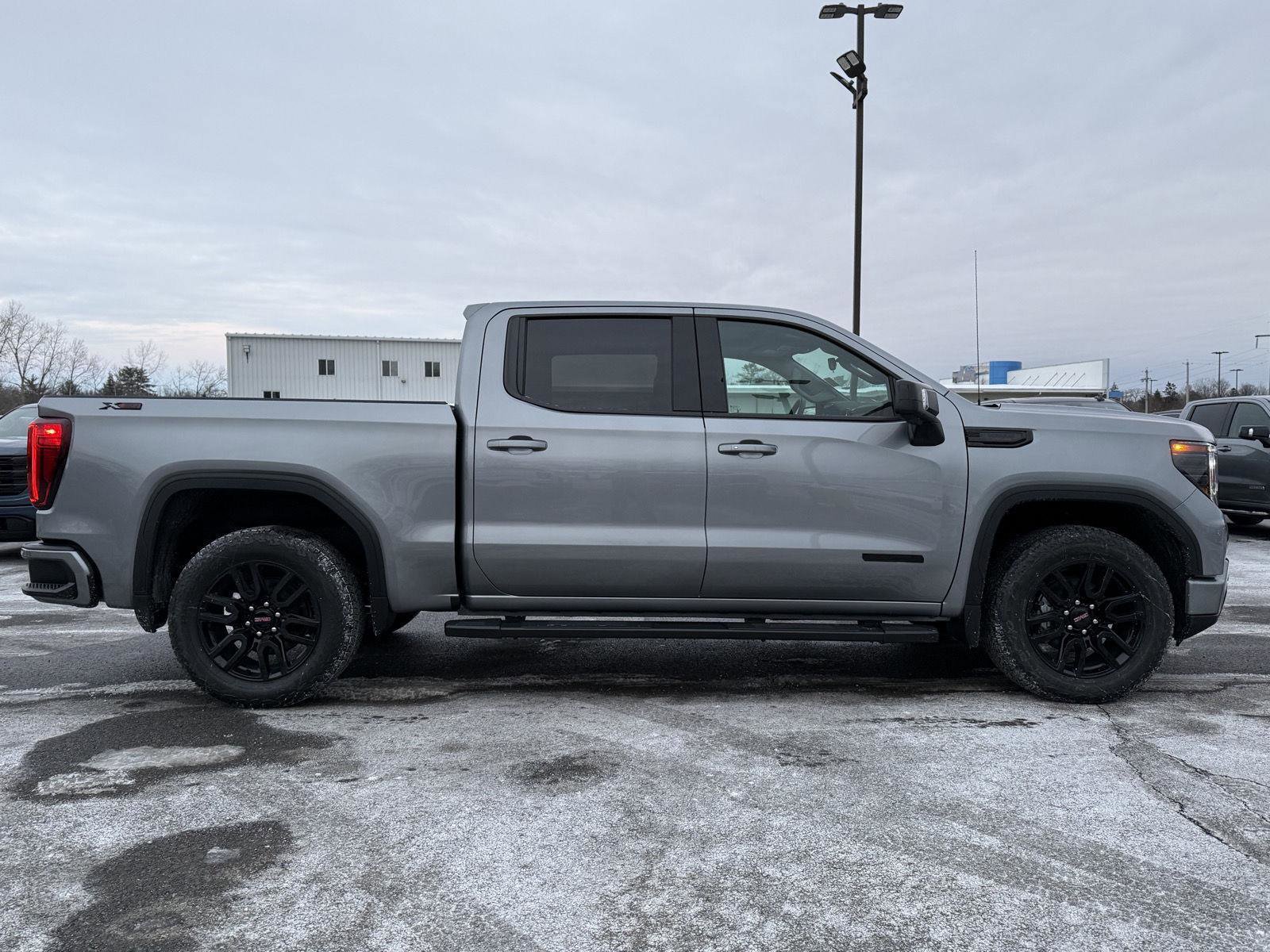New 2026 GMC Sierra 1500 Elevation w/ Elevation Premium Package image 4