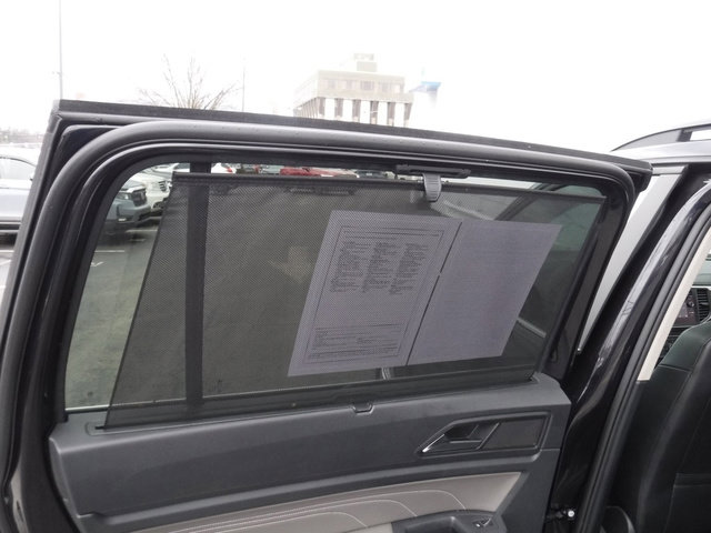 Used 2021 Volkswagen Atlas SE w/ Panoramic Sunroof Package image 38