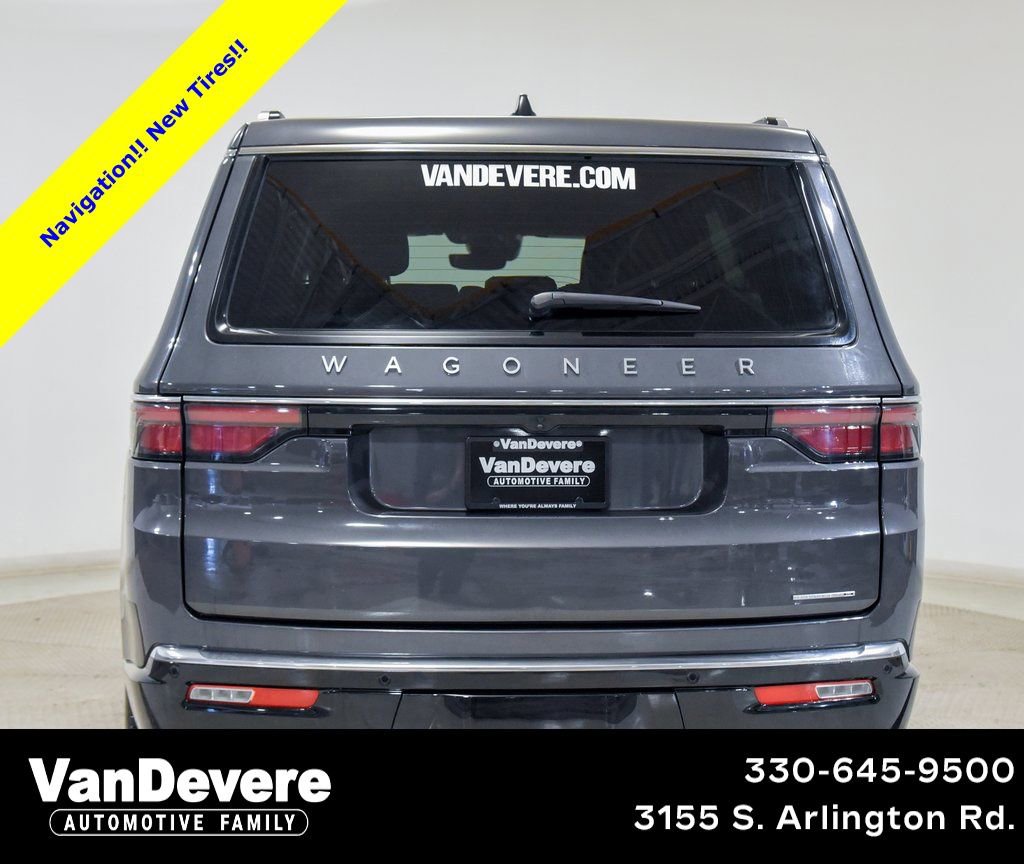 Used 2024 Jeep Wagoneer Series III AWD/4WD image 10