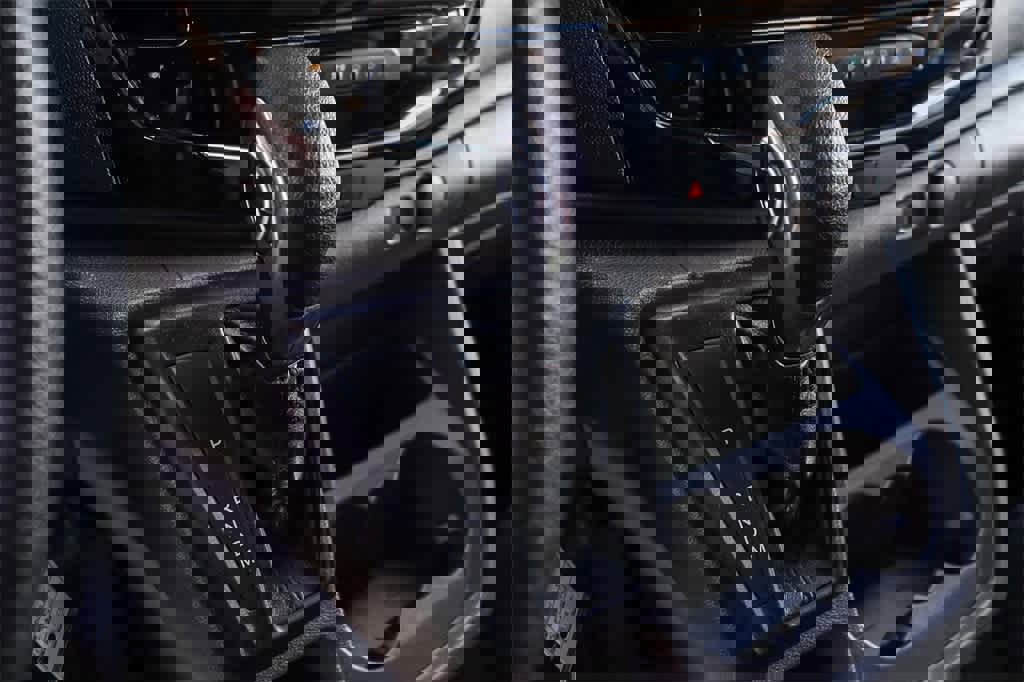 Used 2024 Ford Transit 350 XLT image 20