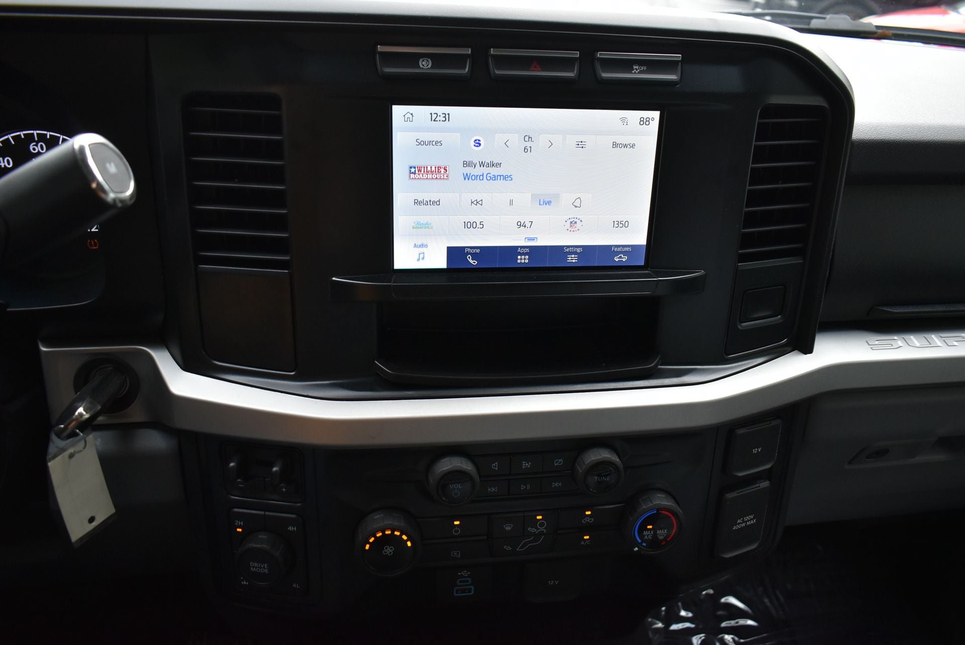 Used 2024 Ford F350 XLT AWD/4WD image 23