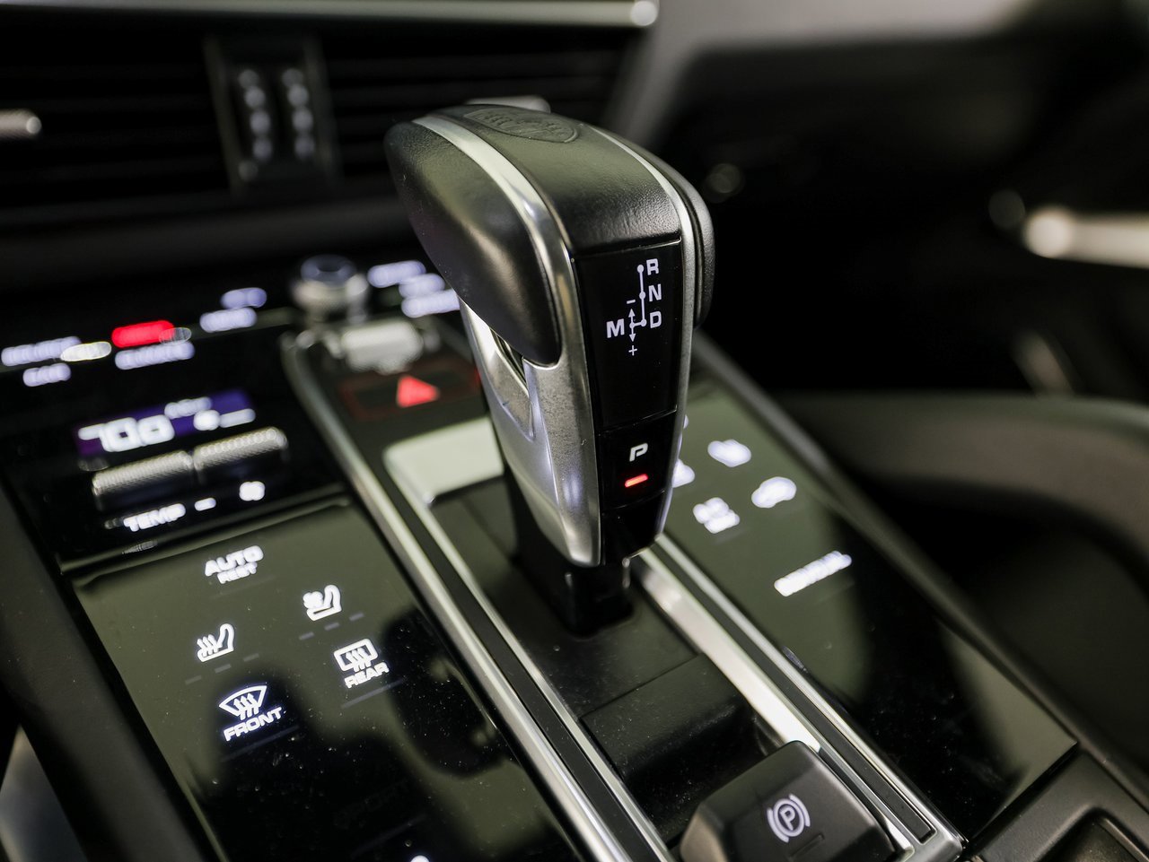 Certified 2022 Porsche Cayenne Turbo S image 20