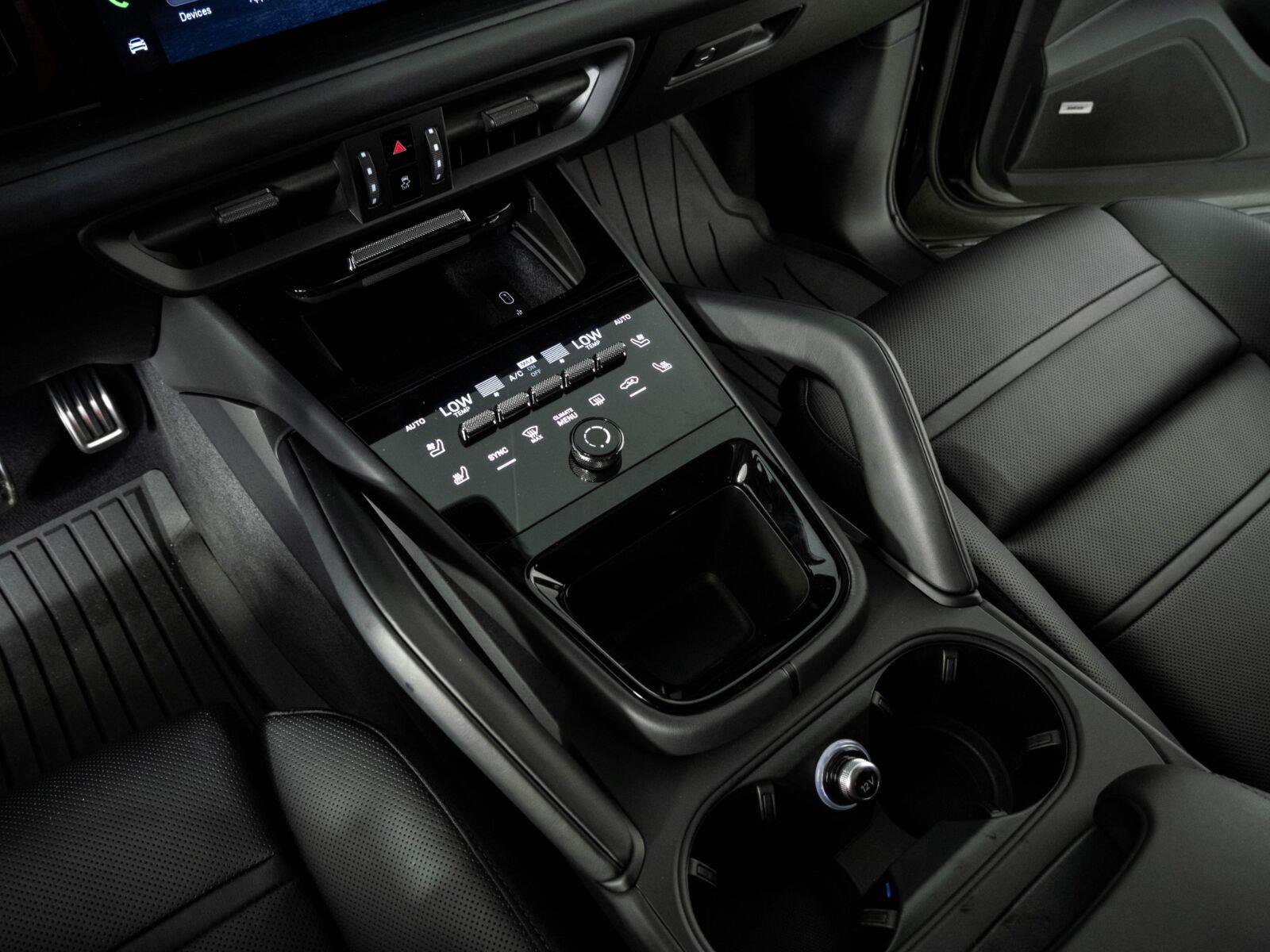 Certified 2026 Porsche Cayenne GTS AWD/4WD image 18