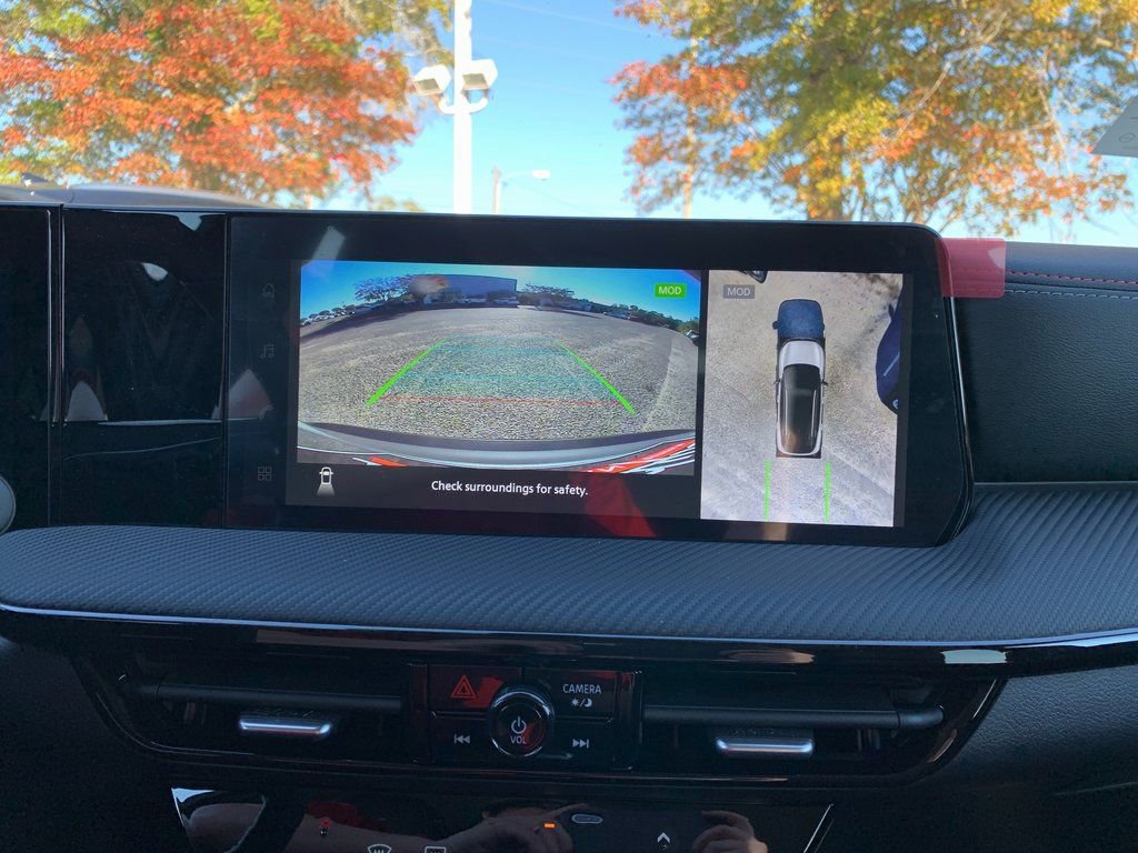 New 2026 Nissan Kicks SR FWD image 13