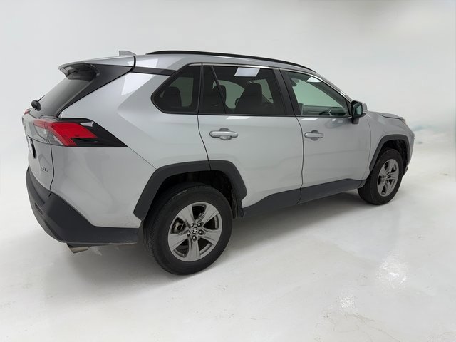 Used 2024 Toyota RAV4 XLE image 21