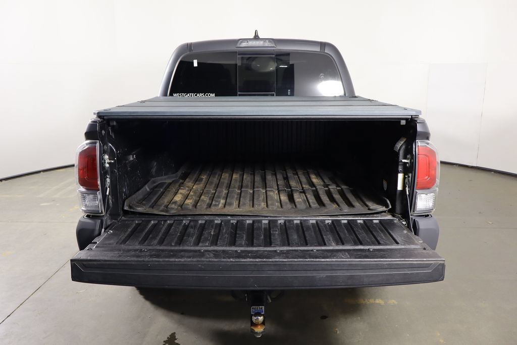 Used 2020 Toyota Tacoma TRD Sport AWD/4WD image 17