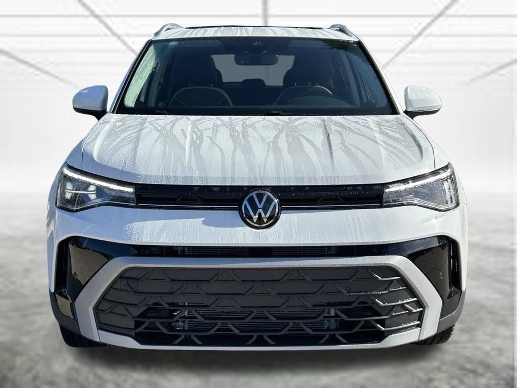New 2026 Volkswagen Taos SE FWD image 7