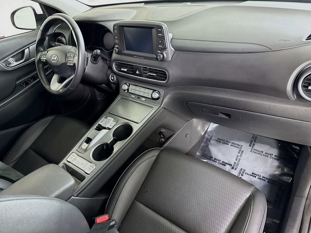 Certified 2021 Hyundai Kona Limited w/ Cargo Package image 32