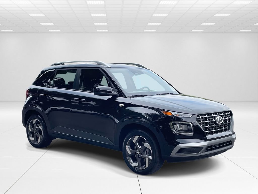 New 2026 Hyundai Venue SEL video 1
