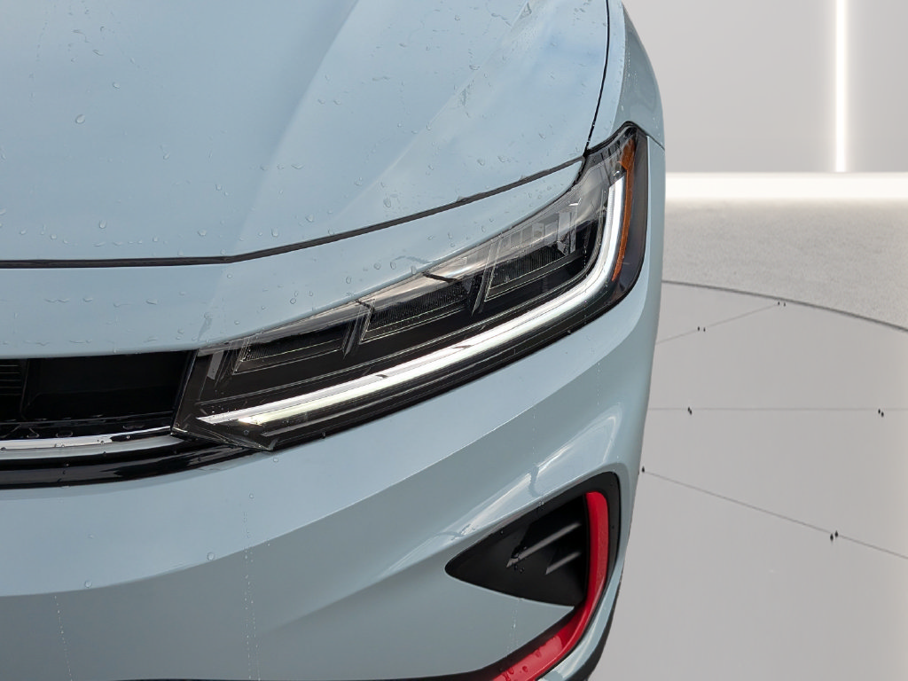 New 2027 Volkswagen Jetta GLI Autobahn FWD image 7