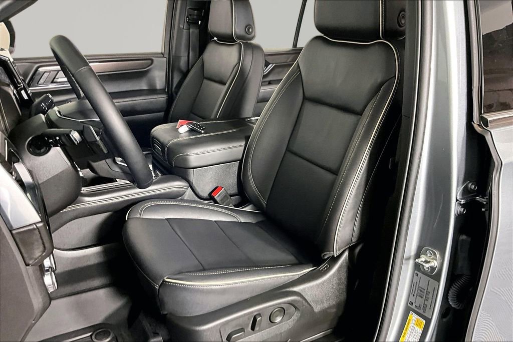 Used 2025 GMC Yukon Elevation AWD/4WD image 20