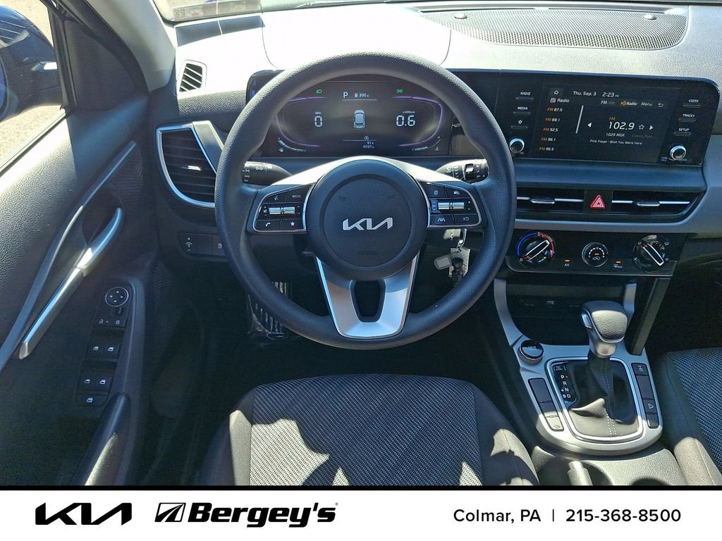 Certified 2026 Kia Seltos LX AWD/4WD image 14