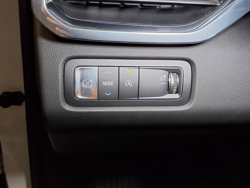 New 2026 GMC Acadia Elevation image 17